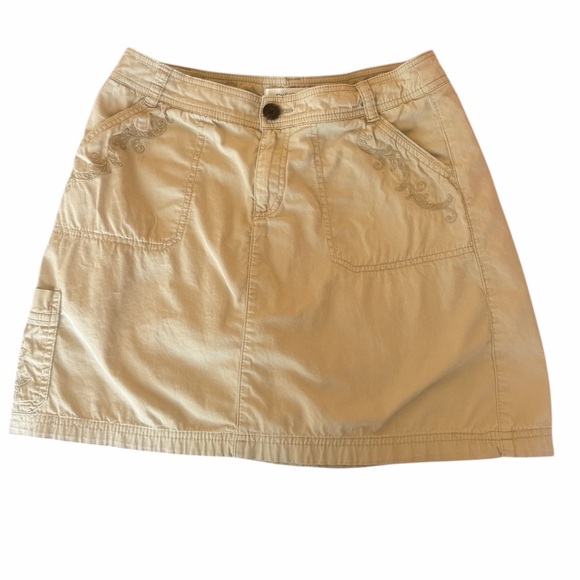 Croft & Barrow Khaki Embroidered Skort - Picture 2 of 7